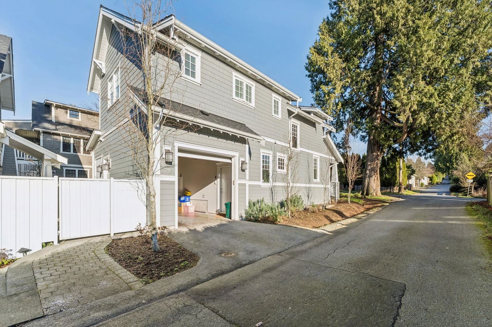 Listing Image 29