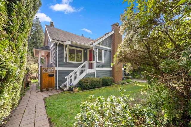 1588 Inglewood Avenue