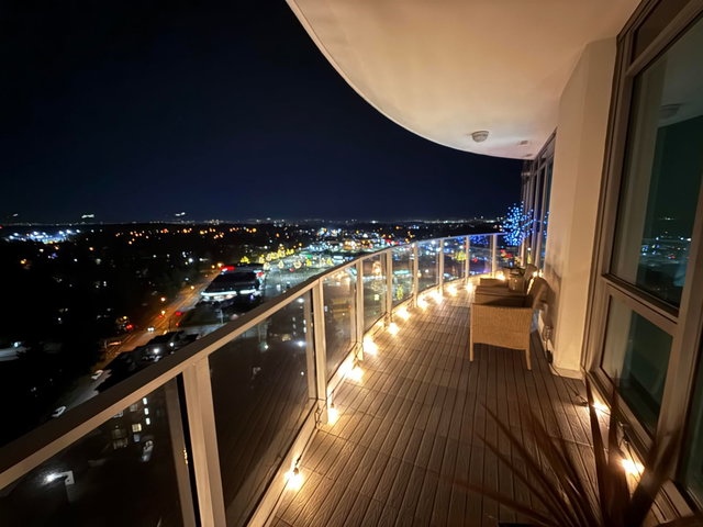 2001 - 1501 Foster Street