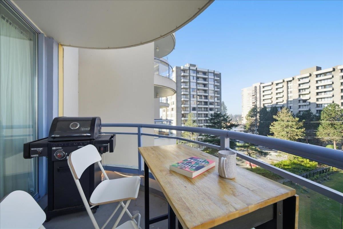 Listing Image 12