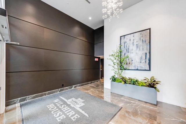 305 - 1571 57th Avenue W