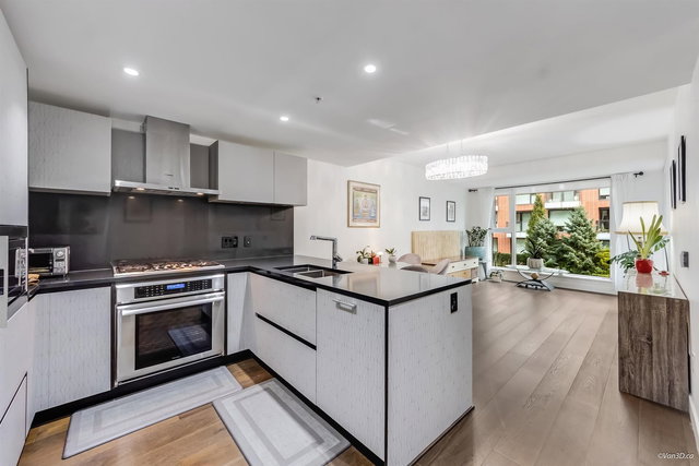 305 - 1571 57th Avenue W