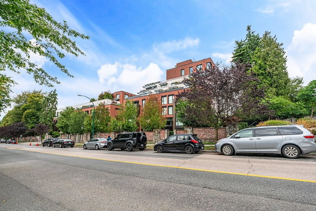 602 - 1561 57th Avenue W