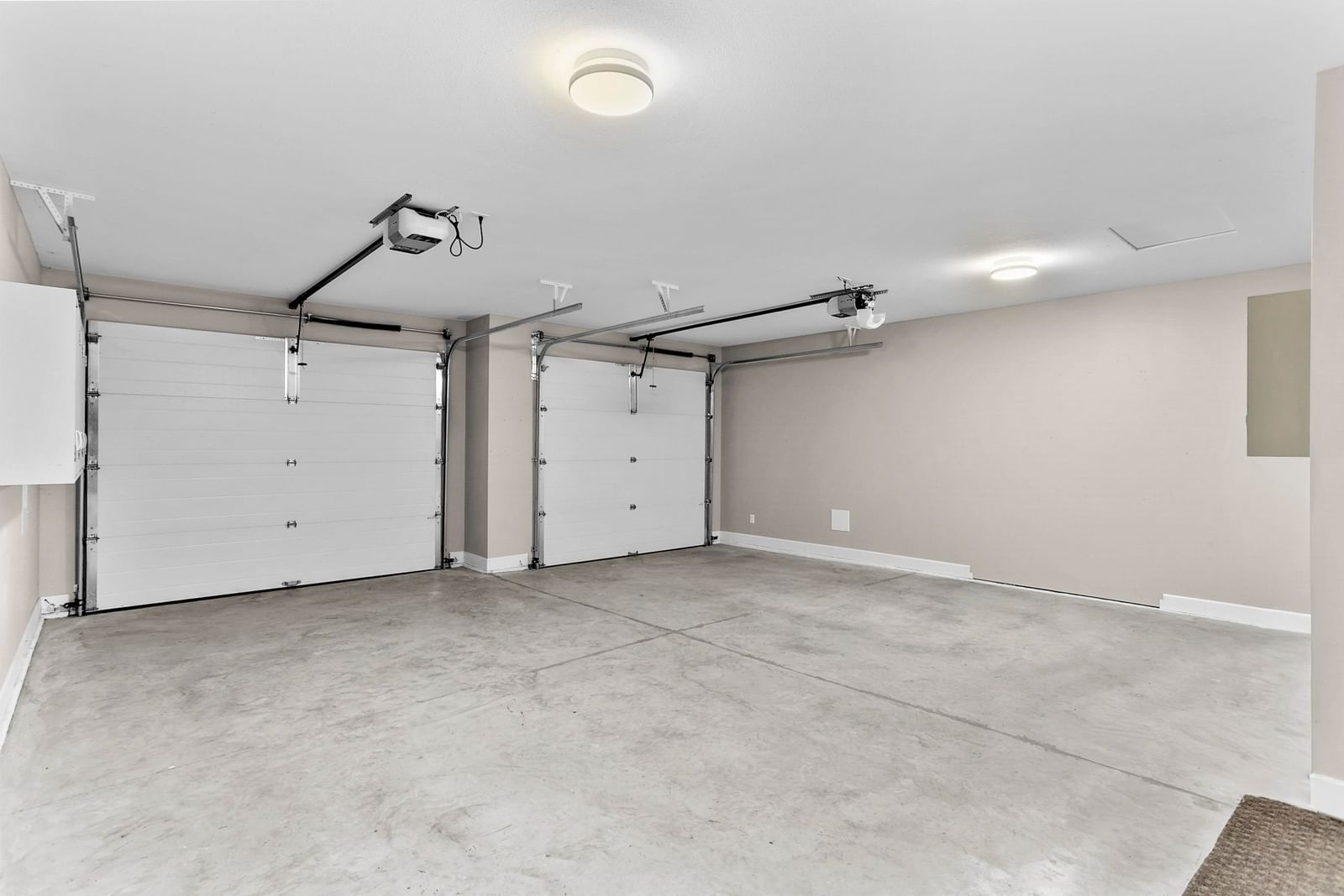 Listing Image 30