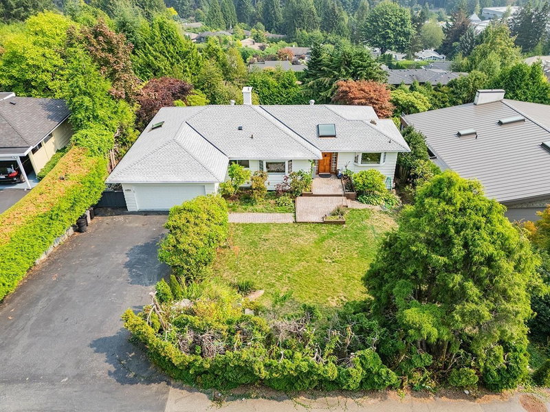 96 Bonnymuir Drive