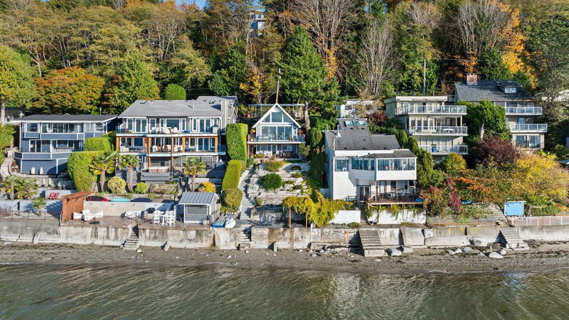 188 Tsawwassen Beach Road, Delta, V4M 2J2 | Image 2