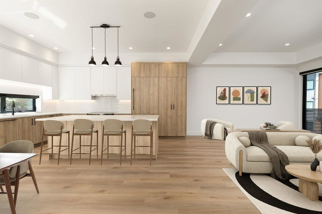 16 - 2077 Garibaldi Way