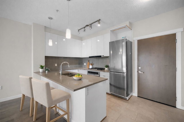 603 - 9399 Alexandra Road