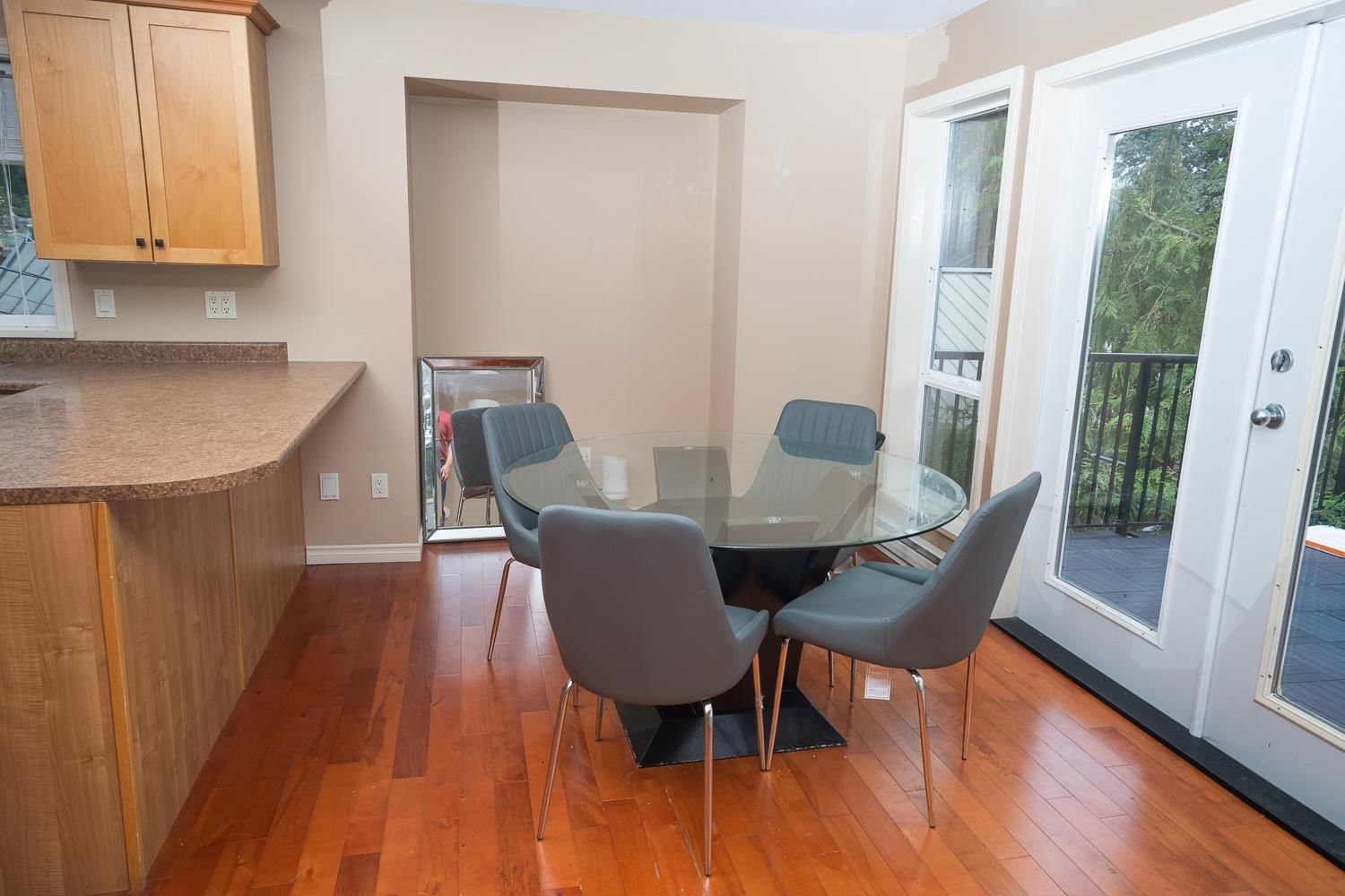 Listing Image 13