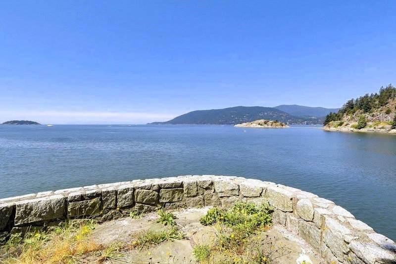 6648 Marine Drive, West Vancouver, V7W 2S9 | Image 2