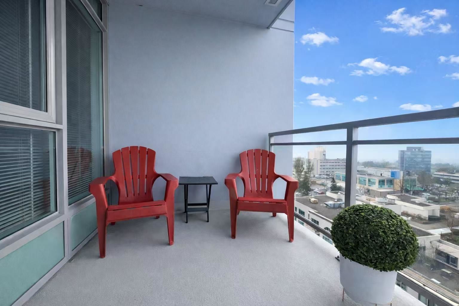 Listing Image 9