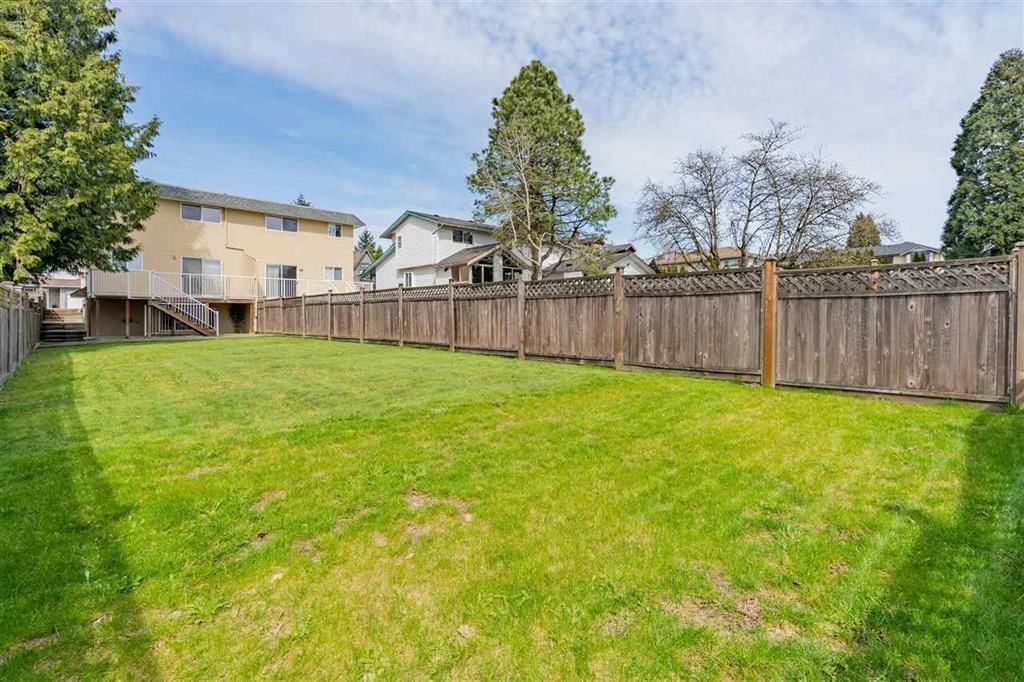 Listing Image 13