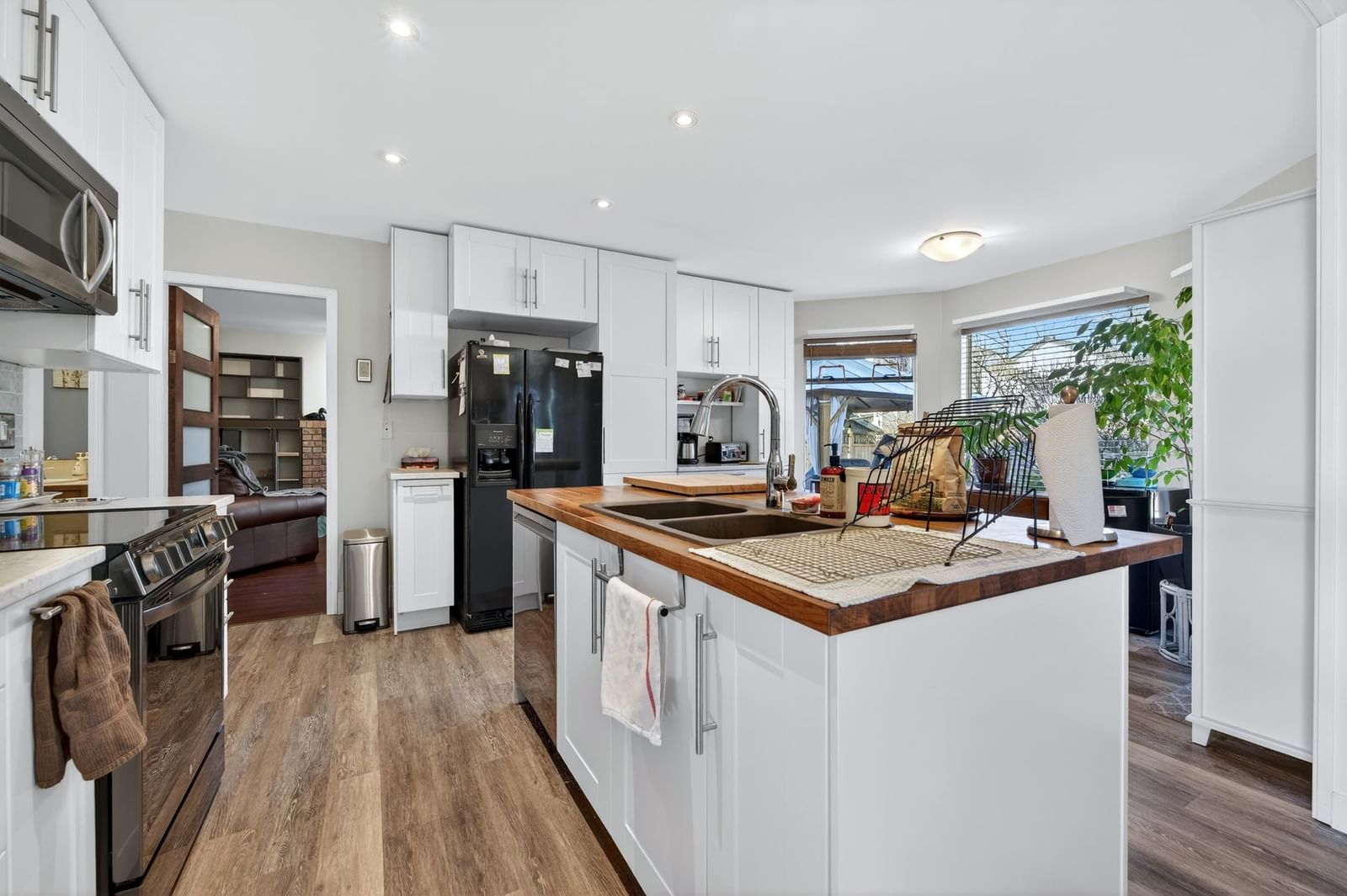 Listing Image 15
