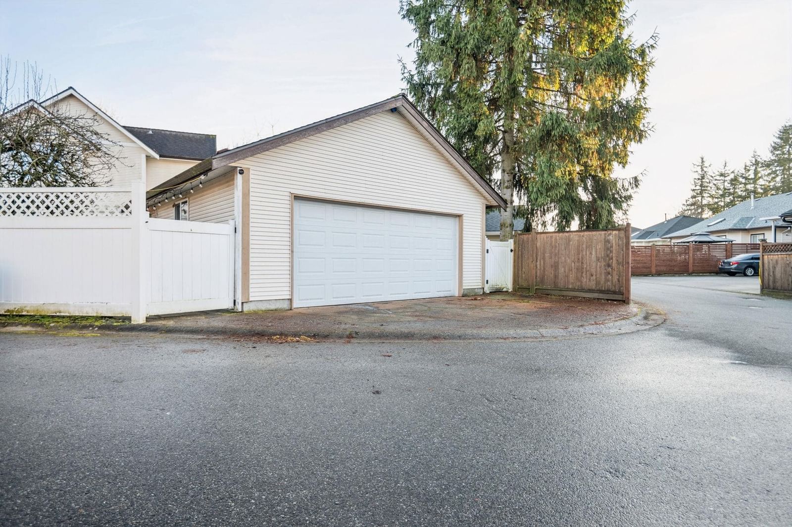 Listing Image 35