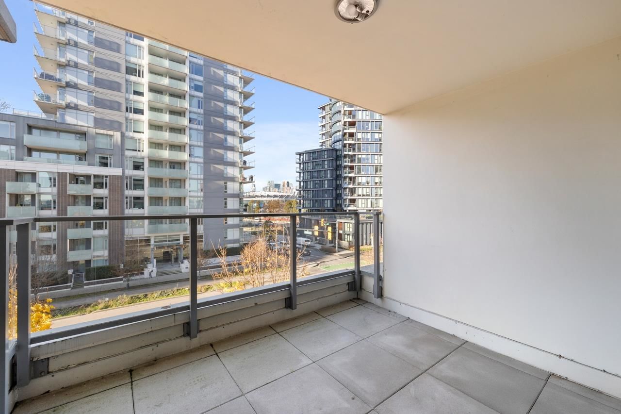 Listing Image 19