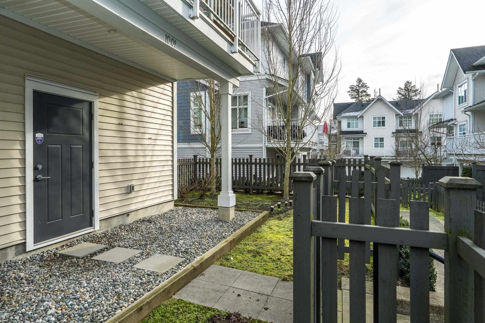 Listing Image 18