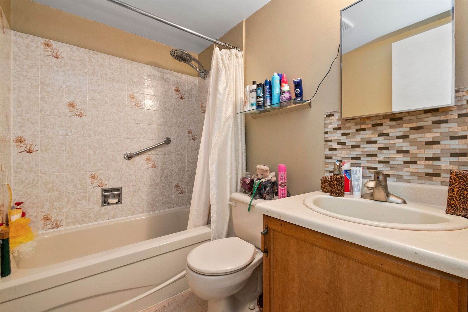 Listing Image 20