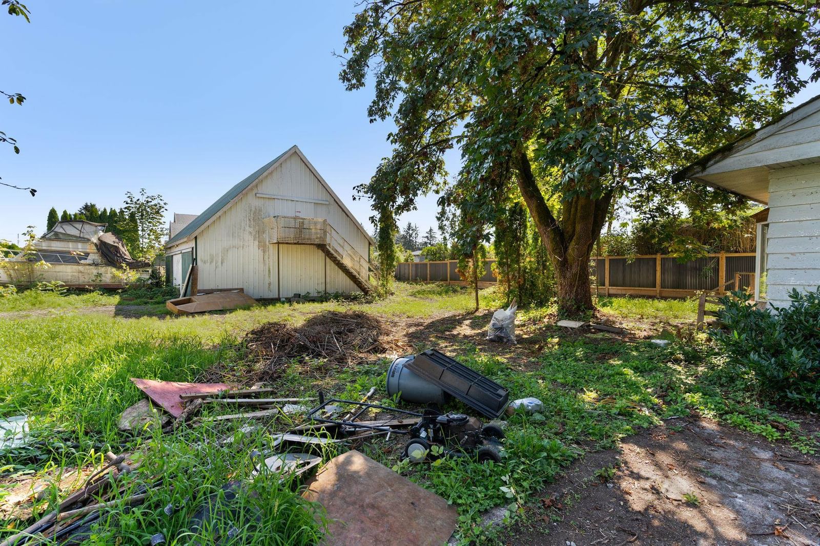 Listing Image 6