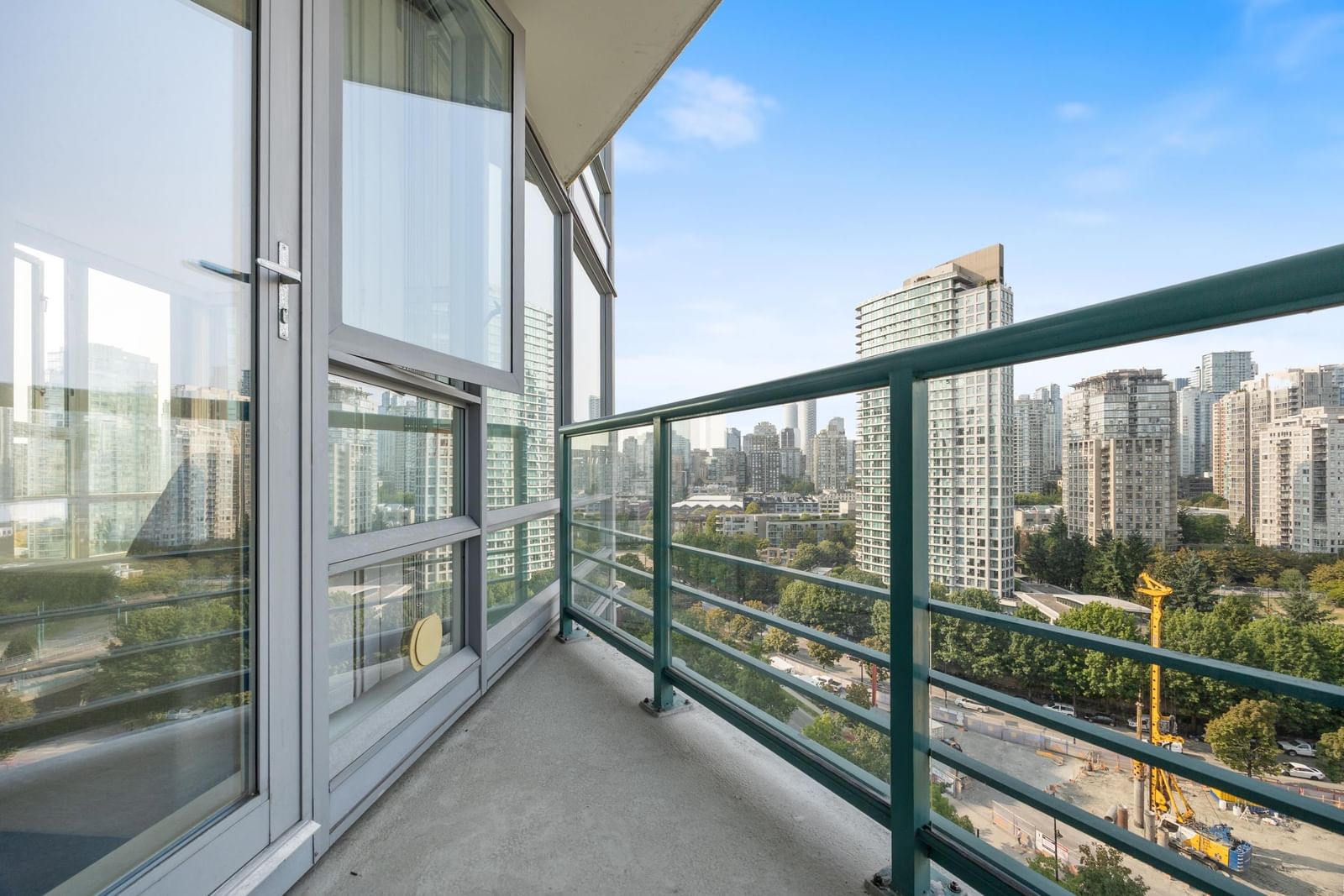 Listing Image 15