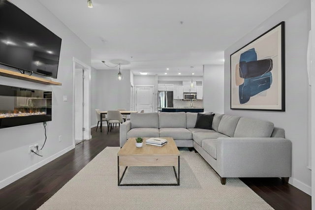 114 - 2336 Whyte Avenue