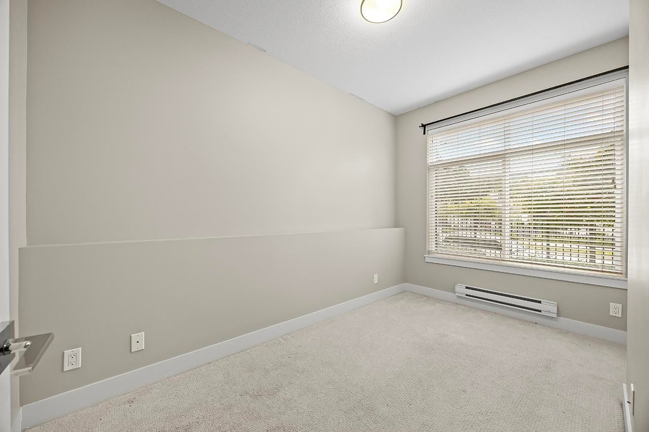 Listing Image 30