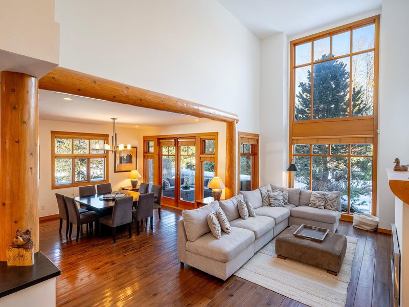 8398 Glen Abbey Lane, Whistler, V8E 1J7 | Image 3