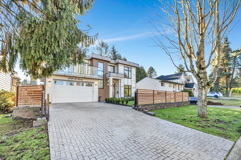 15496 22 Avenue, Surrey, V4A 2C2 | Image 2
