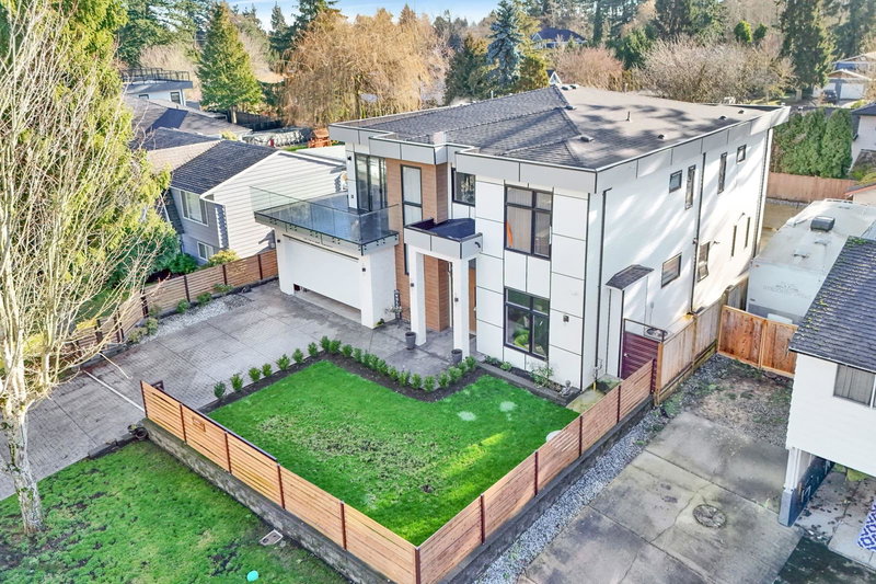 15496 22 Avenue, Surrey, V4A 2C2 | Image 3