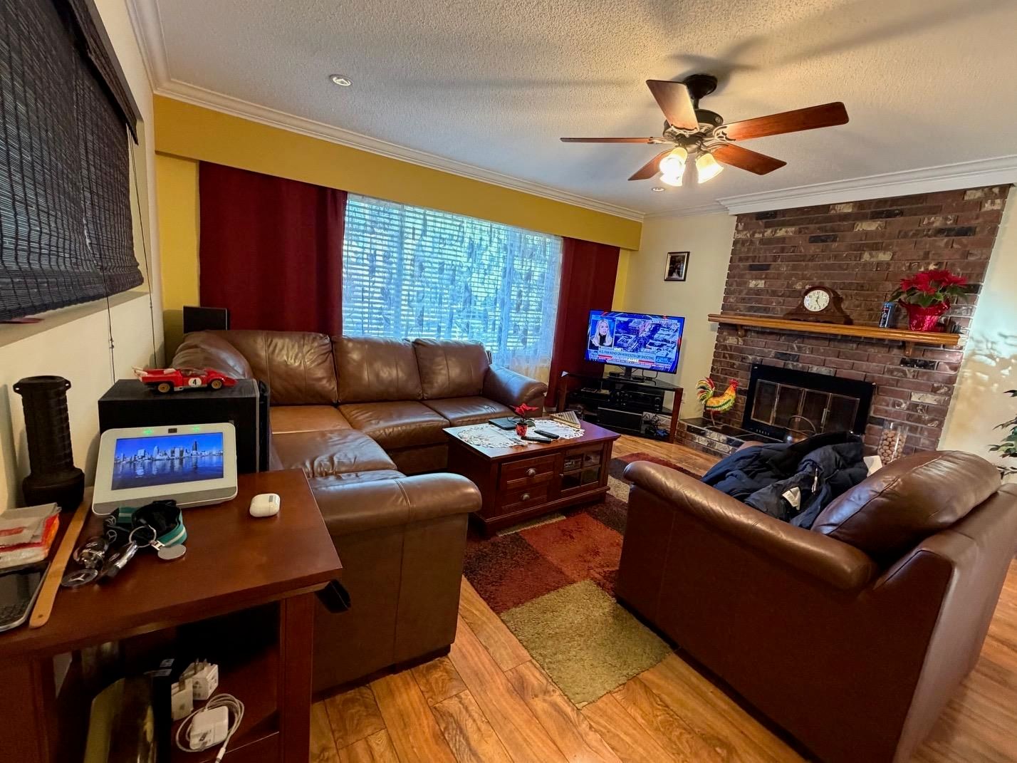 Listing Image 10