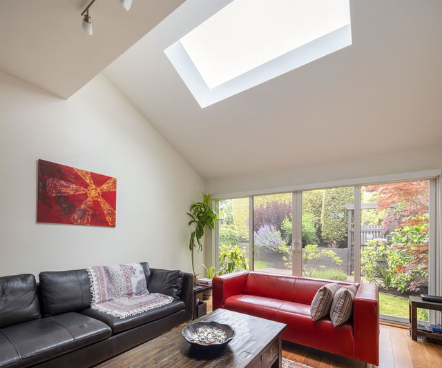 1915 Chesterfield Avenue