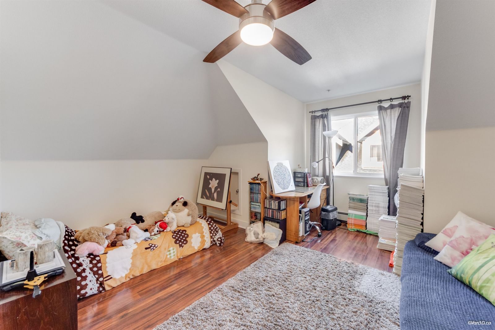 Listing Image 17