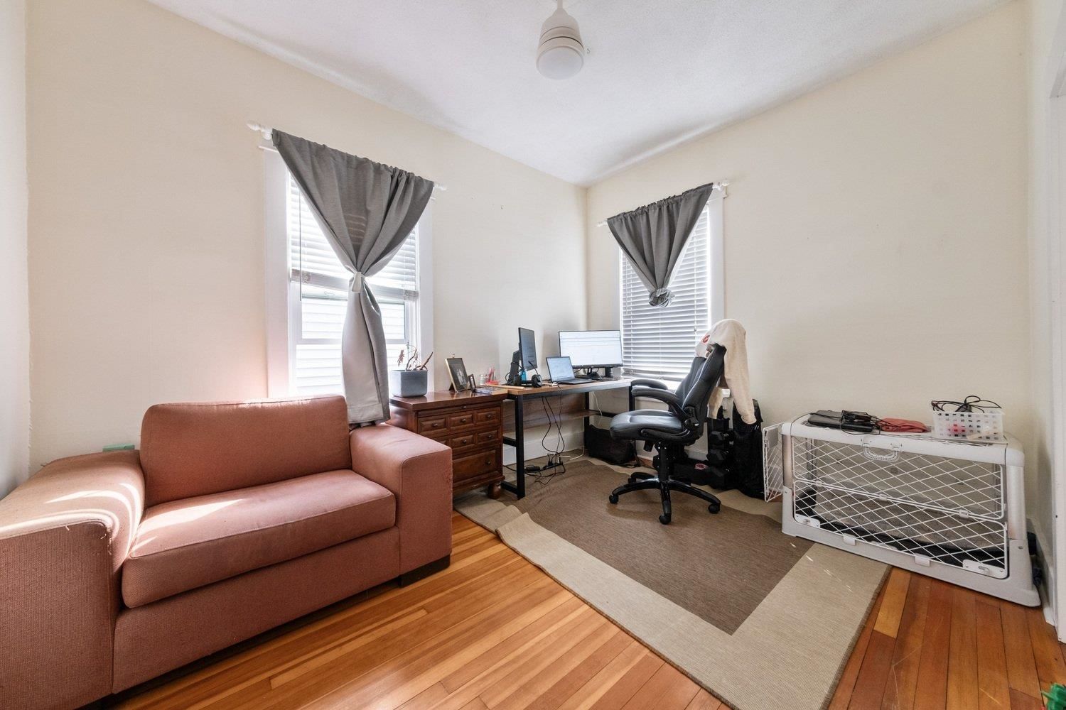 Listing Image 19