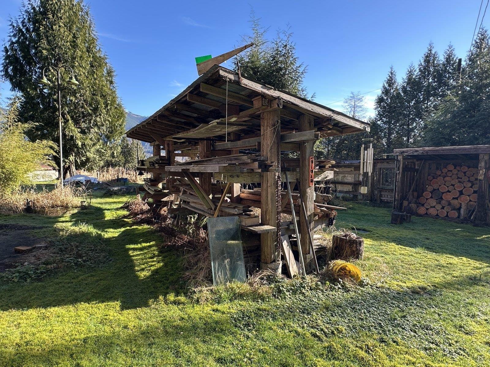 Listing Image 11