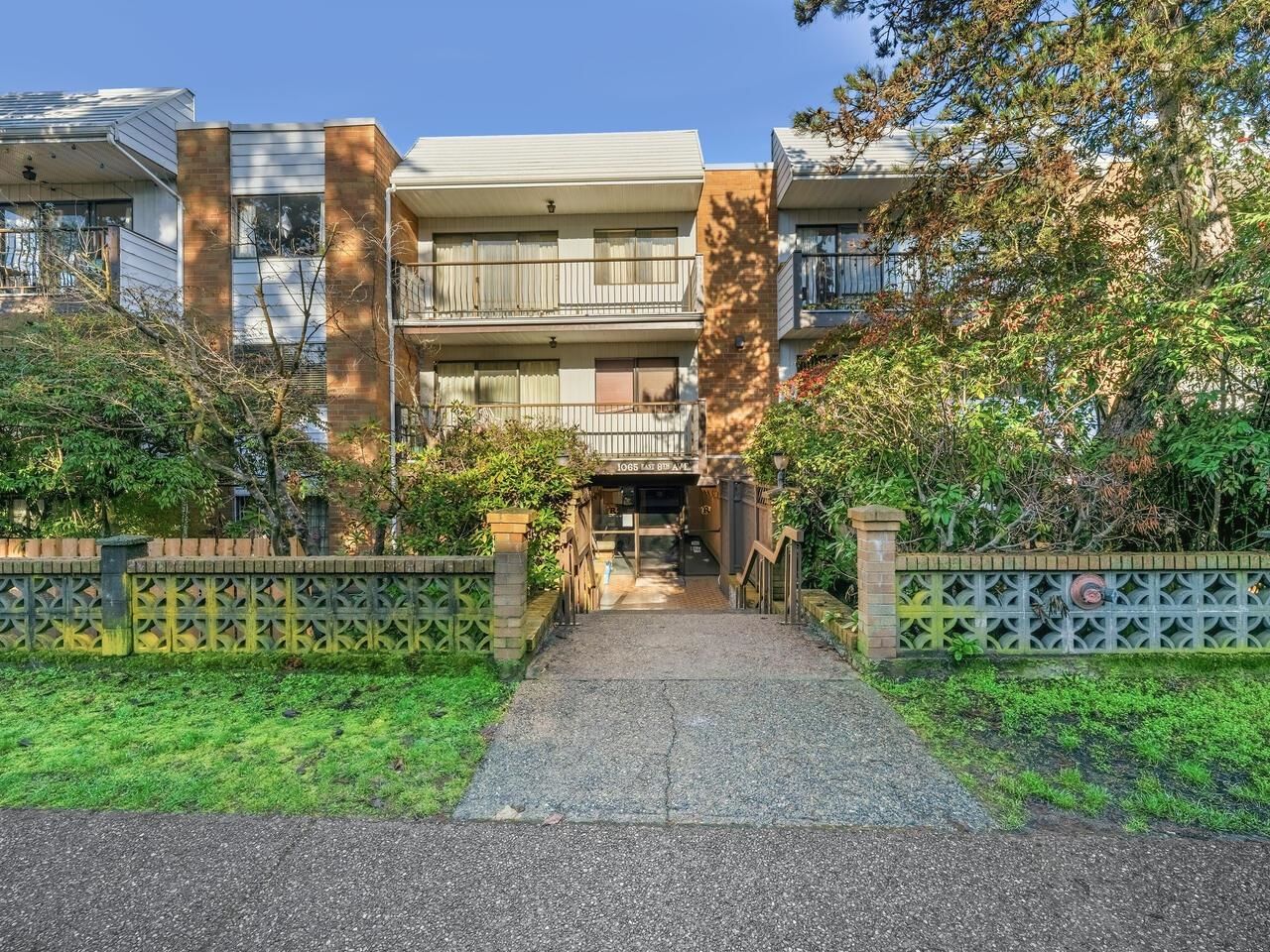 Listing Image 23