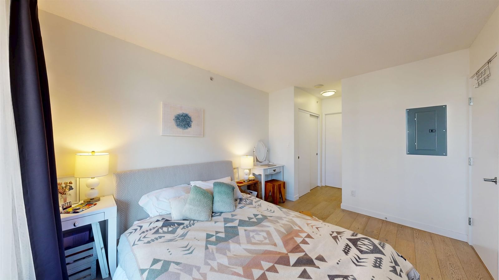 Listing Image 23