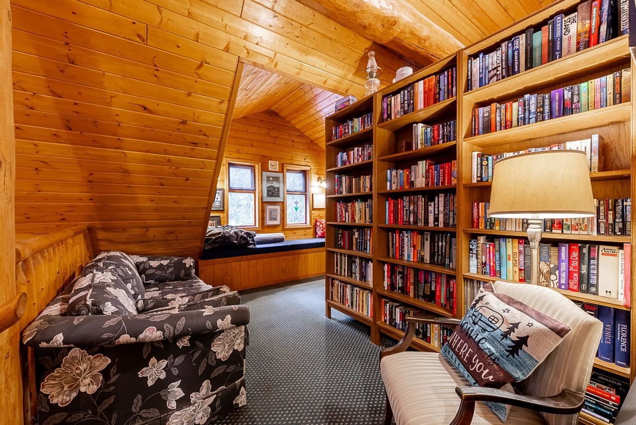 Listing Image 10