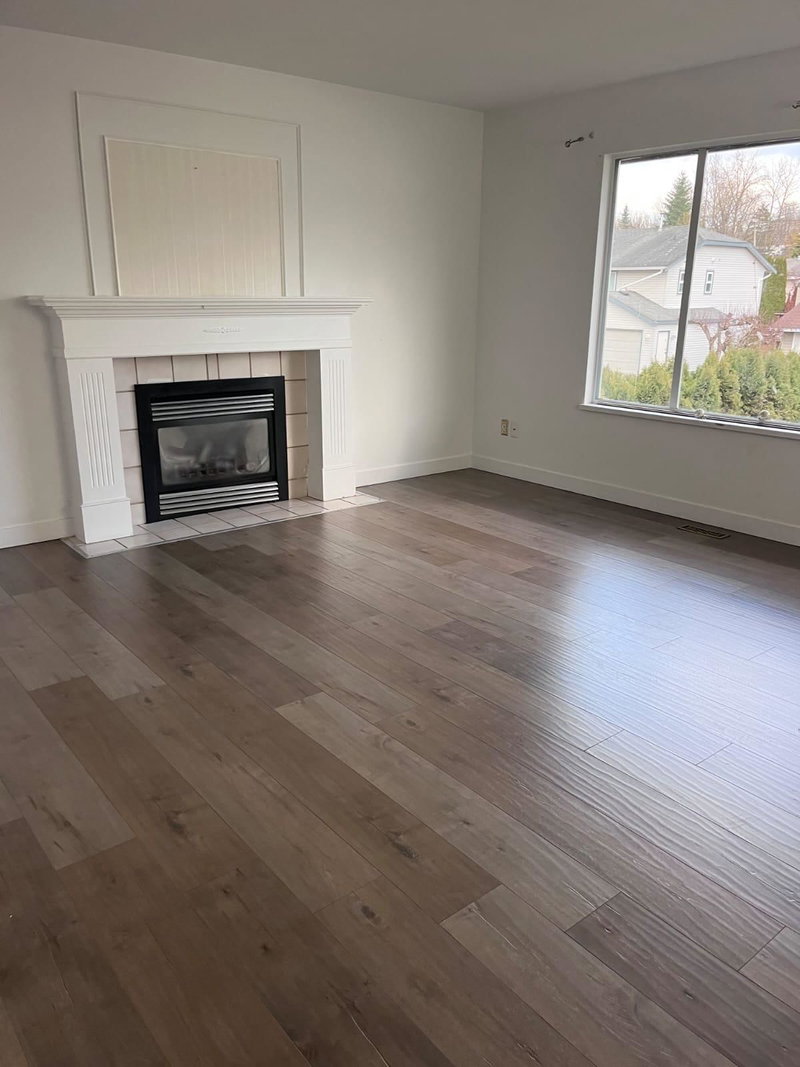 2727 Mitchell Street, Abbotsford, V2T 5G4 | Image 2