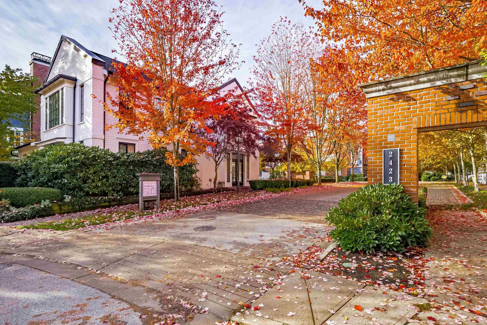 Listing Image 37
