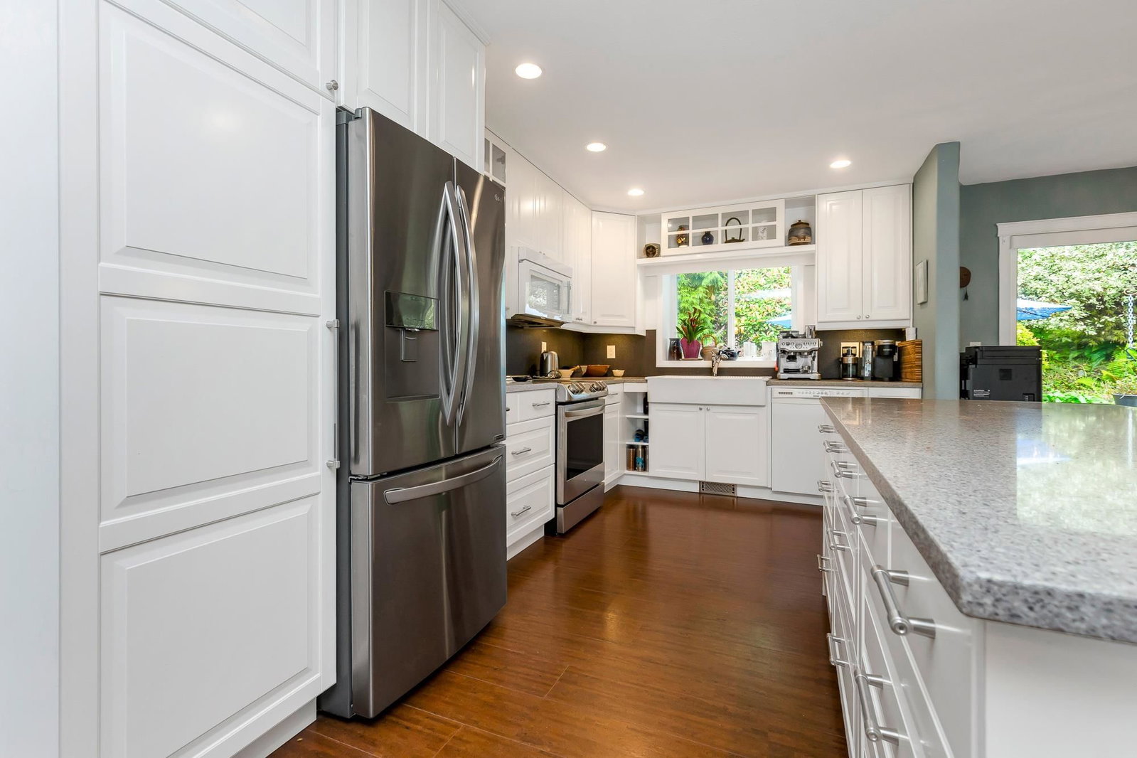 Listing Image 13