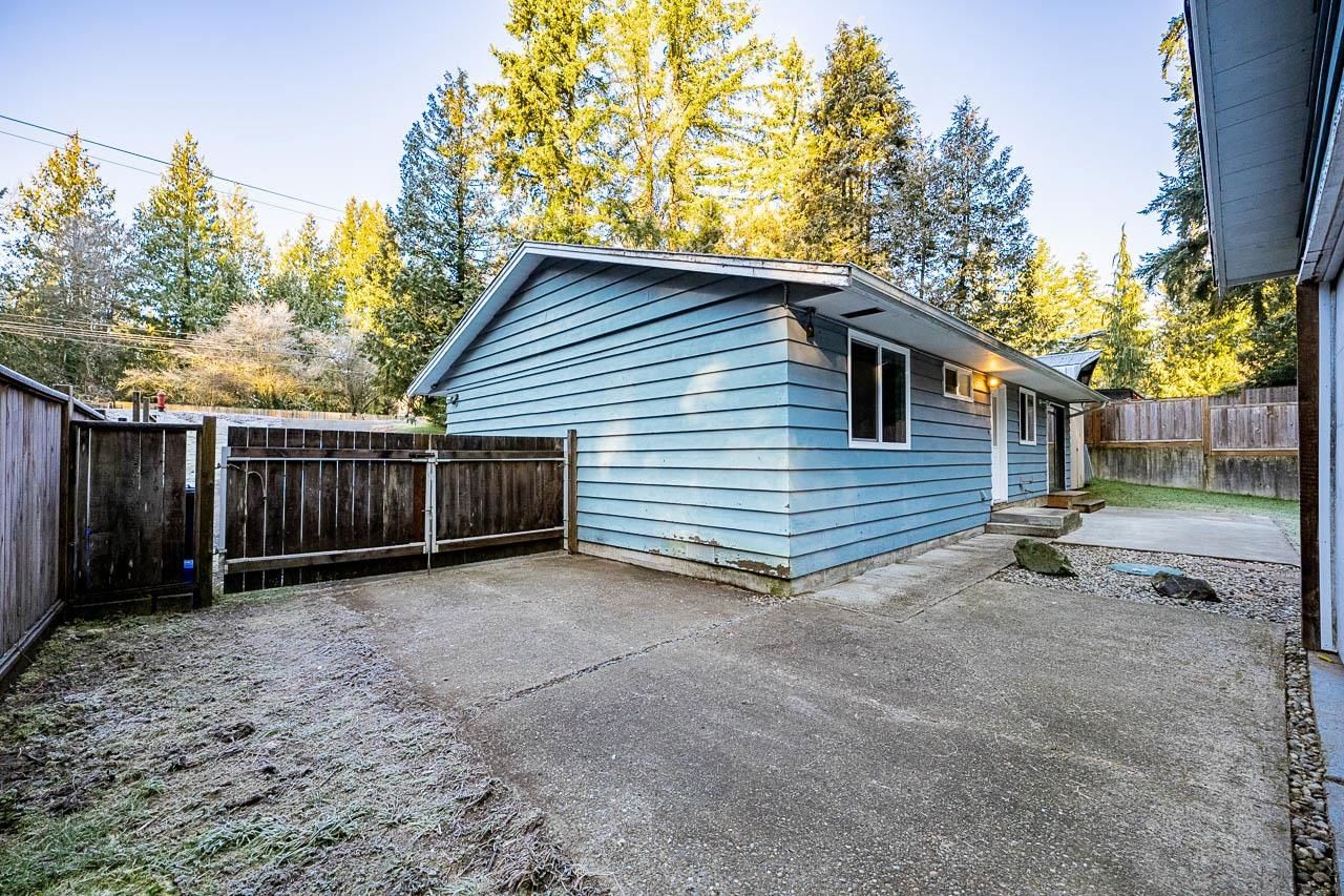 Listing Image 22