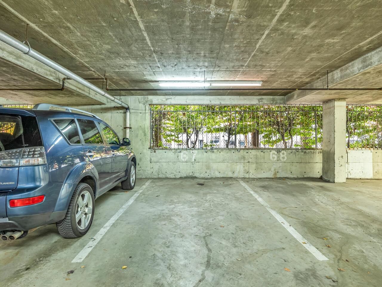 Listing Image 20