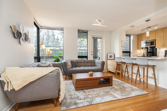 206 - 3638 Vanness Avenue