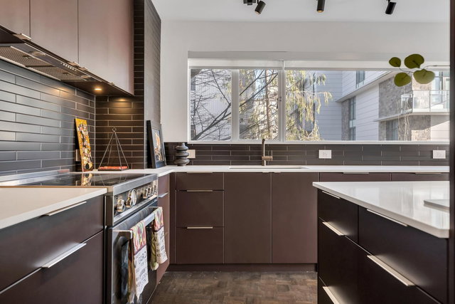 101 - 2135 Argyle Avenue