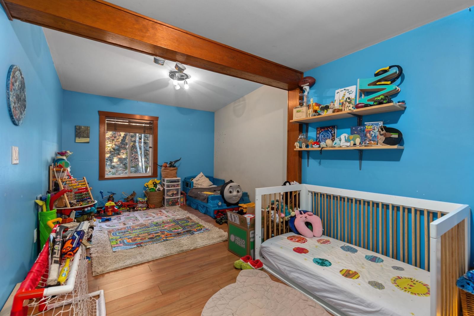 Listing Image 14