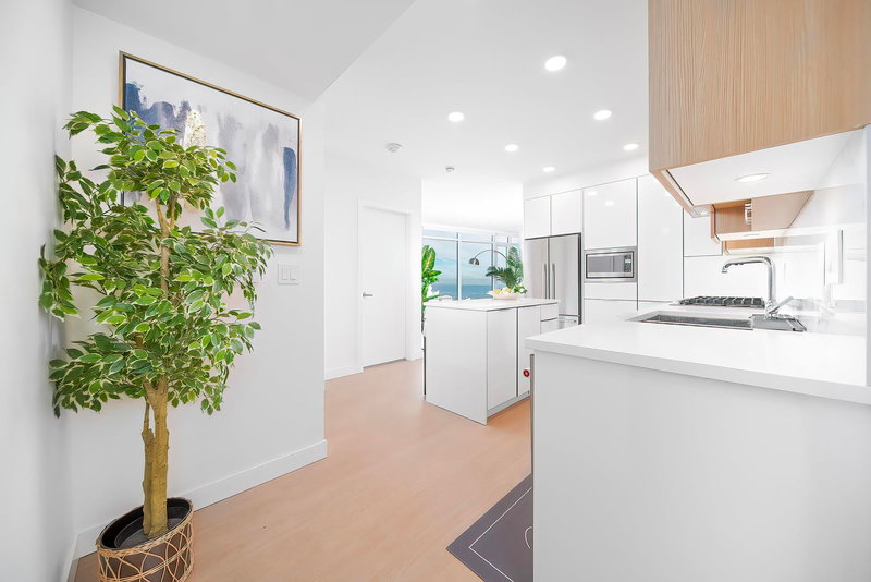 2501 - 7769 Park Crescent, Burnaby, V3N 0J7 | Image 3