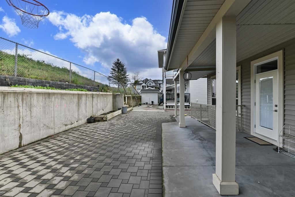 Listing Image 27