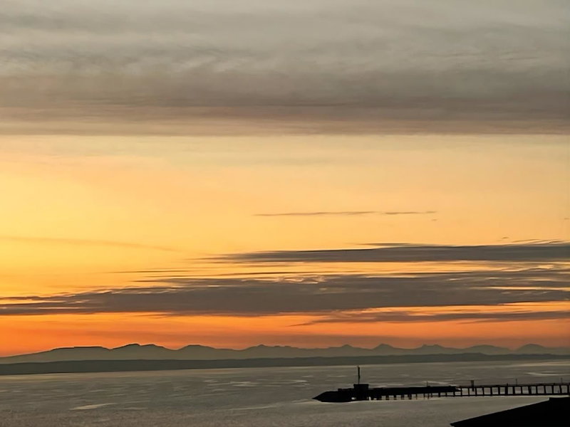 406 - 15621 Marine Drive, White Rock, V4B 1E1 | Image 2