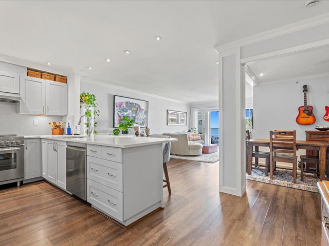 406 - 15621 Marine Drive