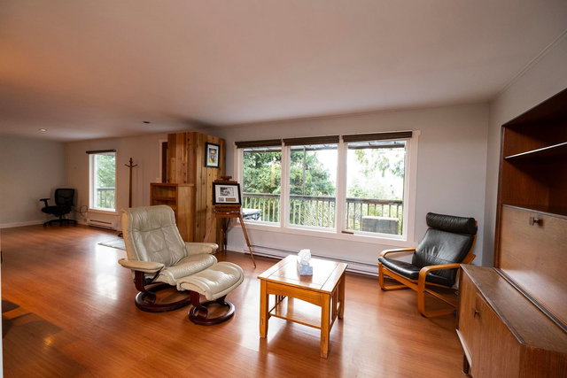 5863 Sandy Hook Road