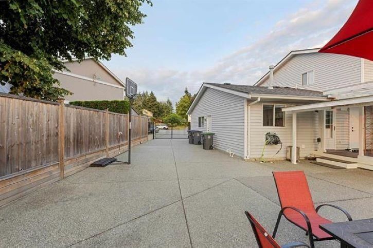 Listing Image 17